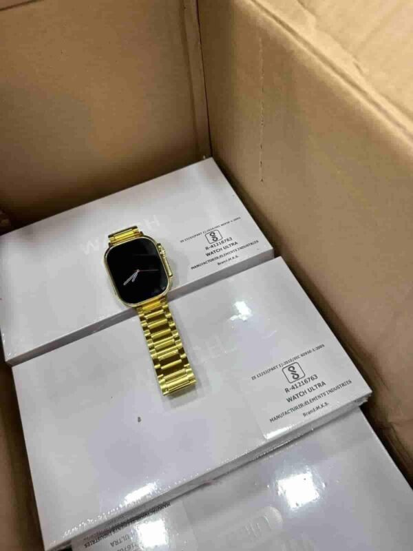 iWatch 8 Ultra with Golden Chain Belt & Ocean Rubber Strap