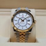 Trendy Rolex Watch For Men (APS37)