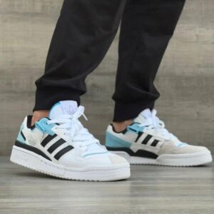 Branded Forum 84 Black Sky Low Sneakers