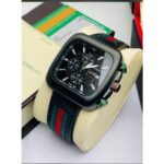 Luxurious Men's Gucci Watch Black Leather Edition (SG226)