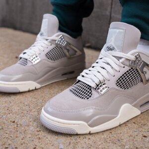 Branded Retro 4 Frozen Moments Sneakers